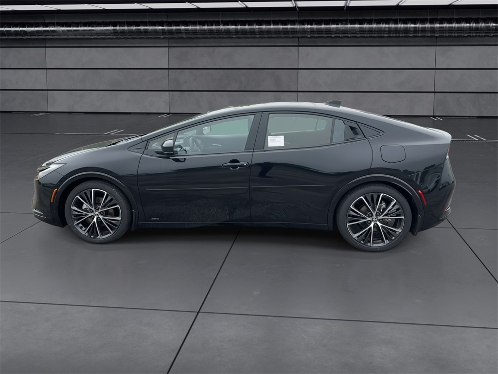 2024 Toyota Prius Limited photo 5