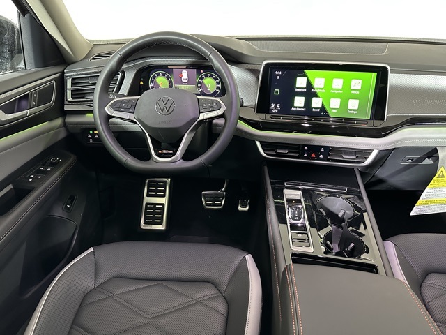 2025 Volkswagen Atlas Peak Edition SE photo 12