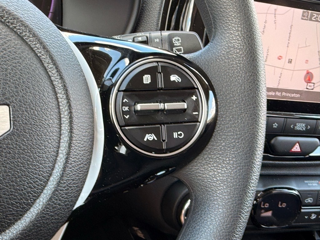 2023 Kia Soul S photo 14