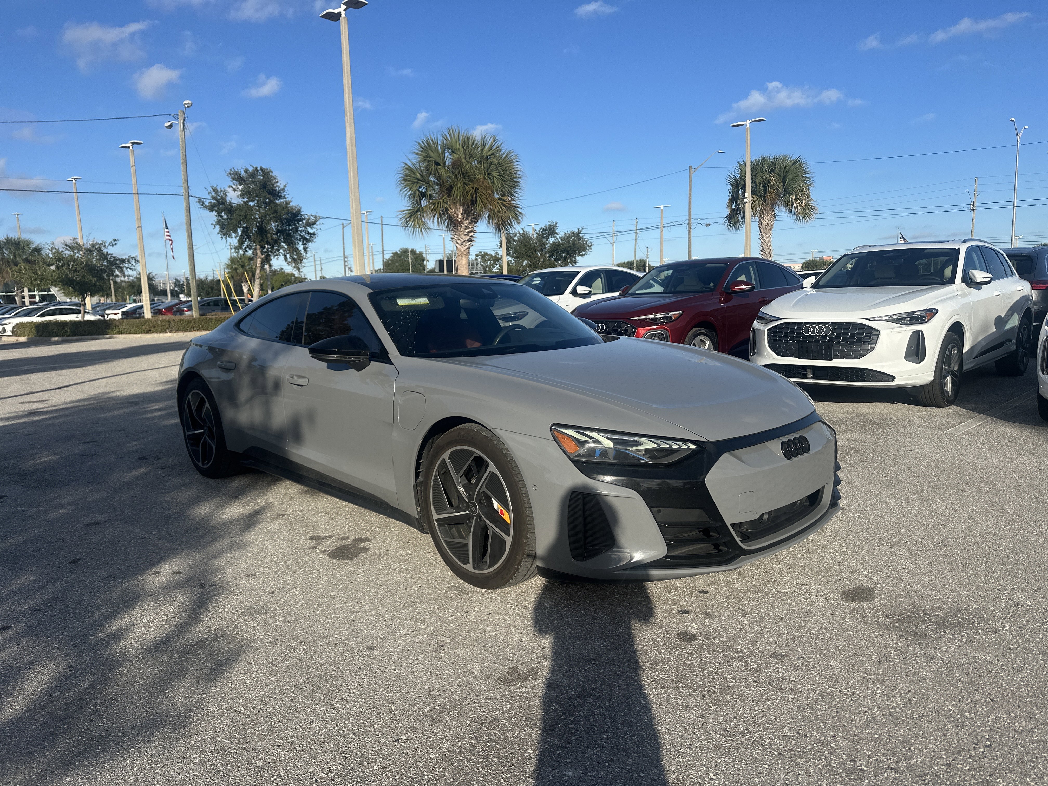 2023 Audi RS e-tron GT Base's photo