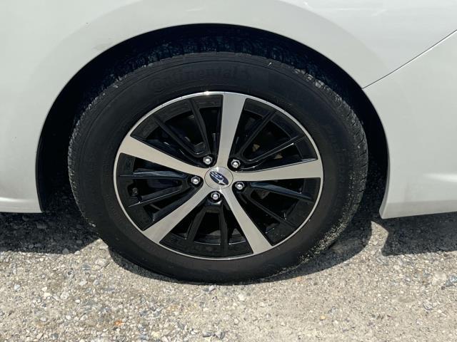 2023 Subaru Impreza Premium photo 4