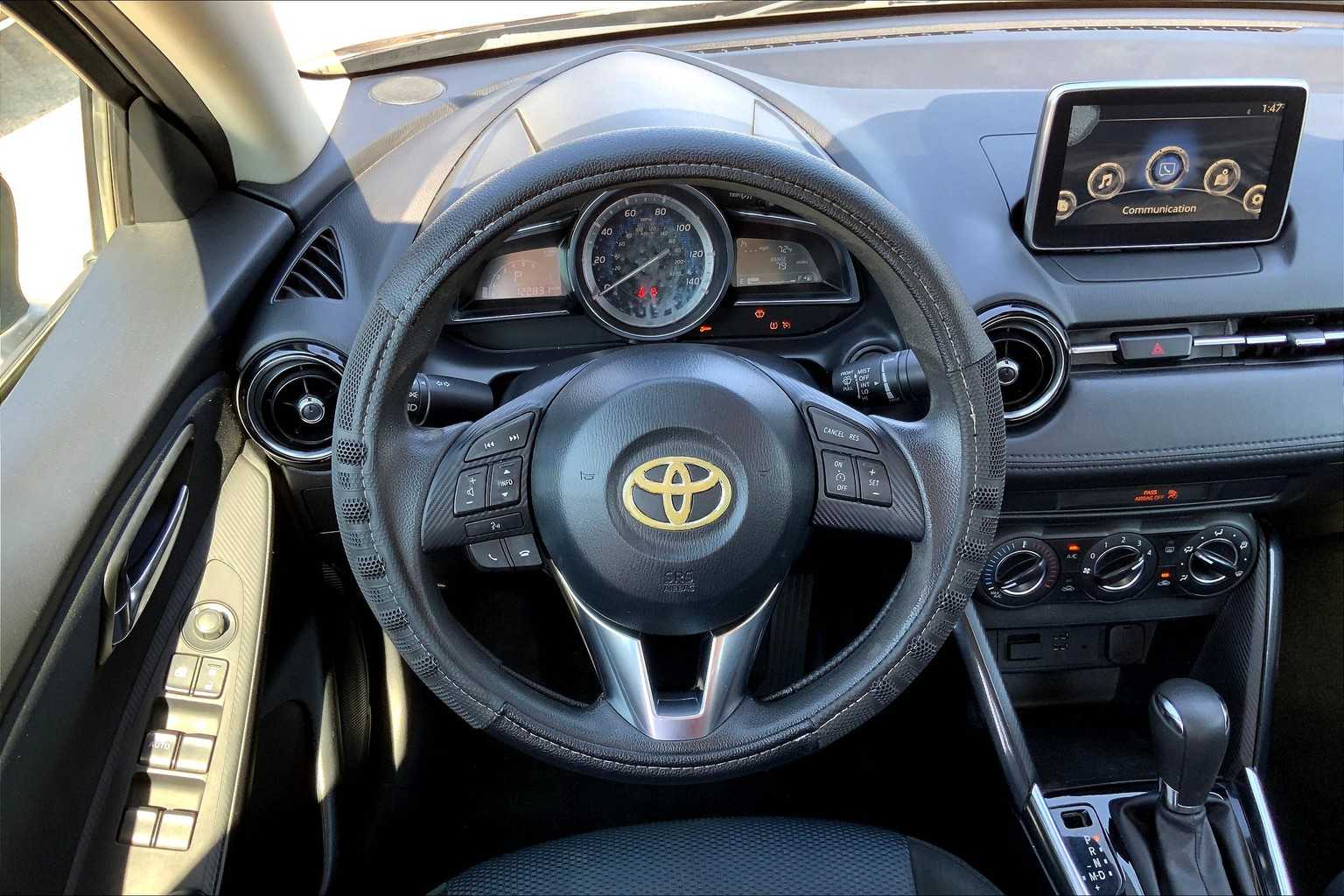 2017 Toyota Yaris iA photo 5