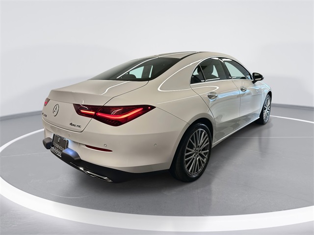 2025 Mercedes Benz CLA 250 4MATIC photo 4