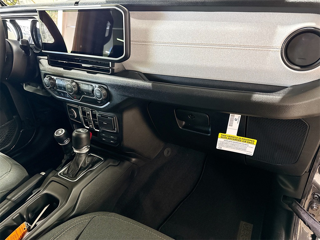 2025 Jeep Wrangler Sport S photo 25