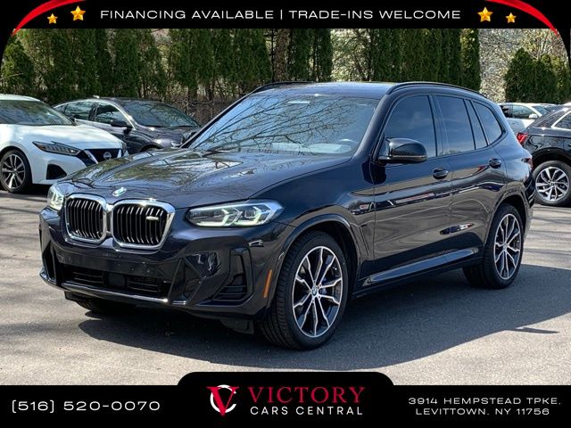 2022 BMW X3 40i's photo
