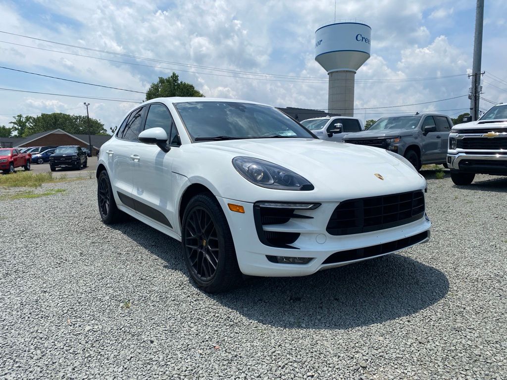 2017 Porsche Macan