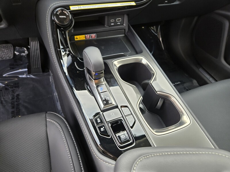 2026 Lexus NX 350 photo 11