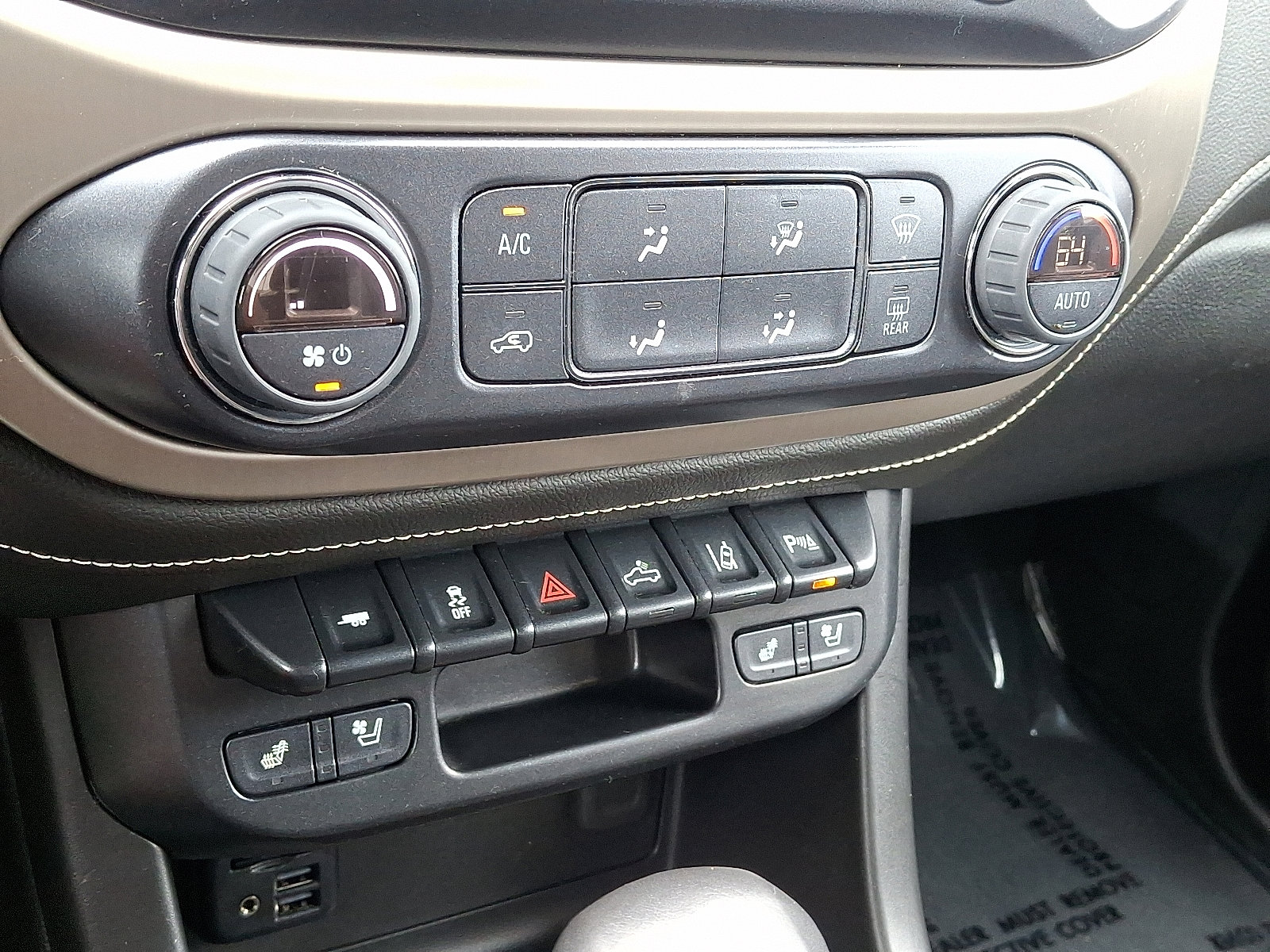 2022 Gmc Canyon Denali photo 15