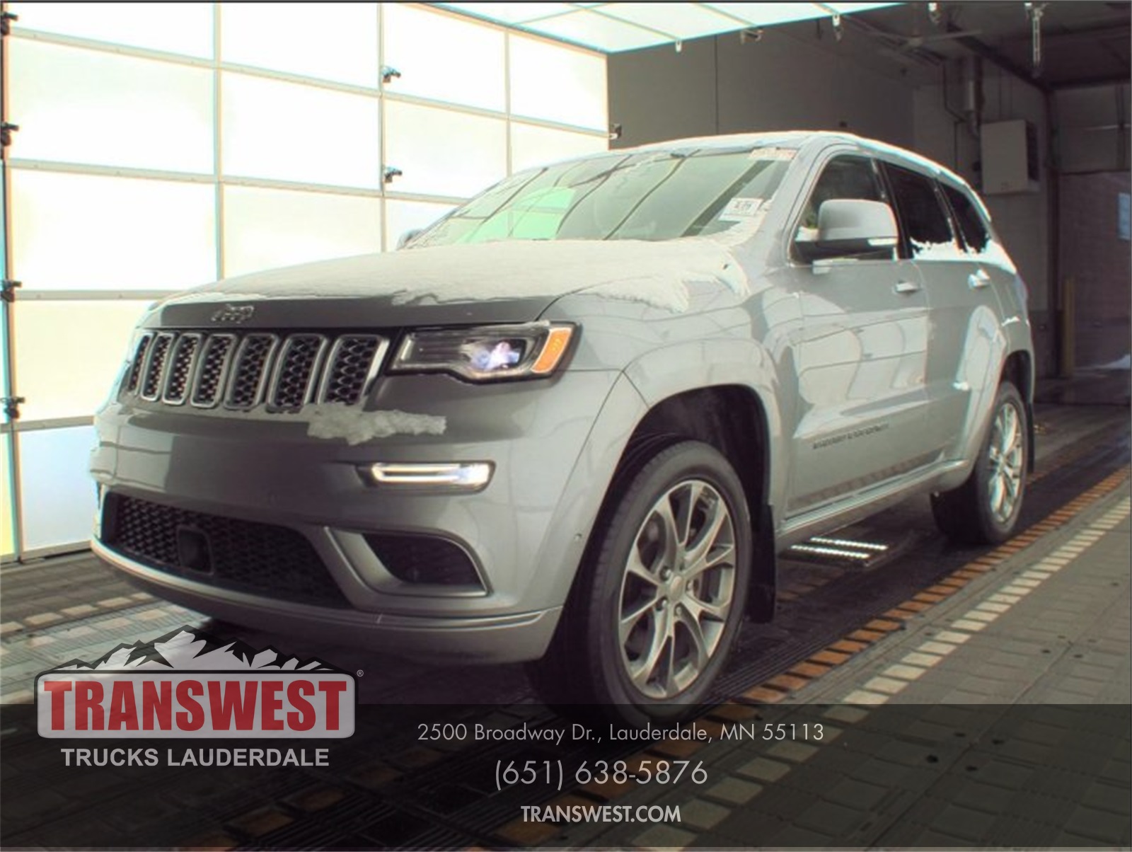 2021 Jeep Grand Cherokee Summit's photo