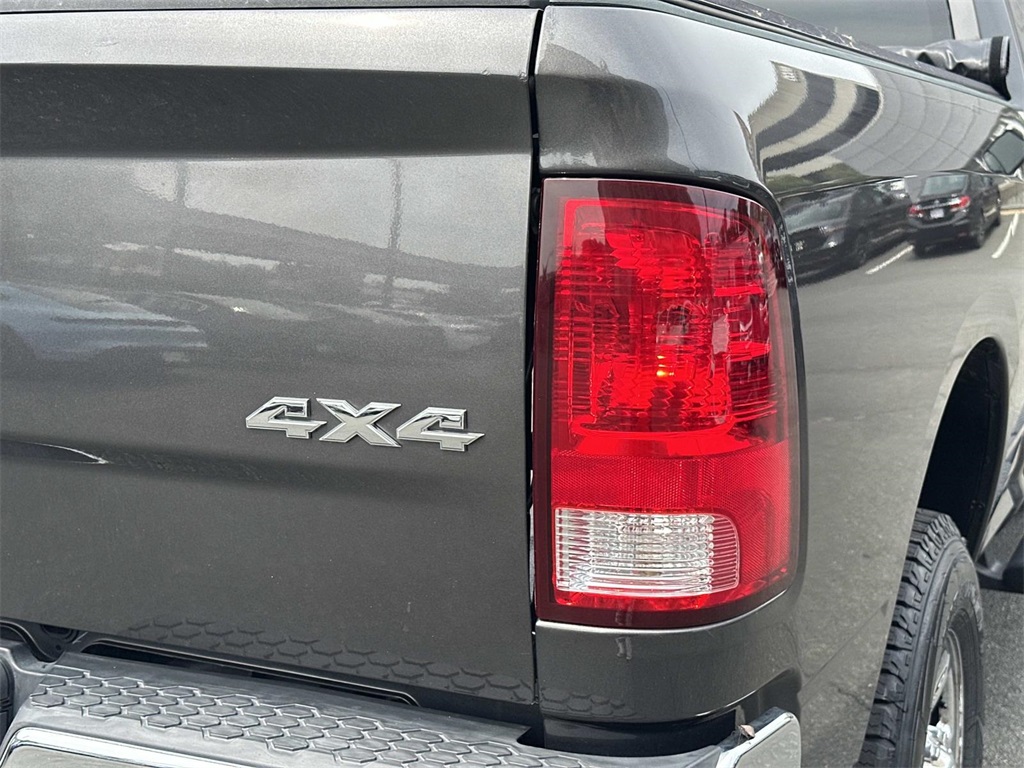 2018 Ram 2500 Tradesman photo 11