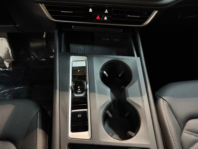 2025 Volkswagen Atlas SE photo 21