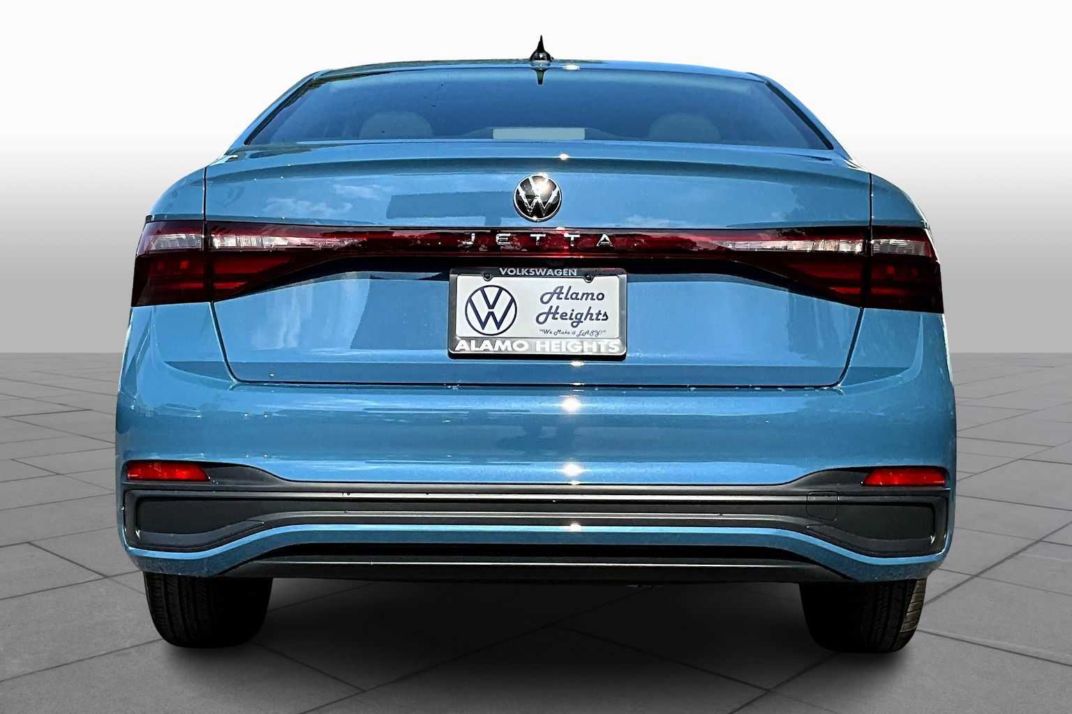 2025 Volkswagen Jetta 1.5T S photo 4