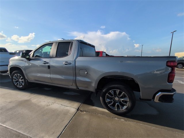 2026 Chevrolet Silverado 1500 LT photo 13
