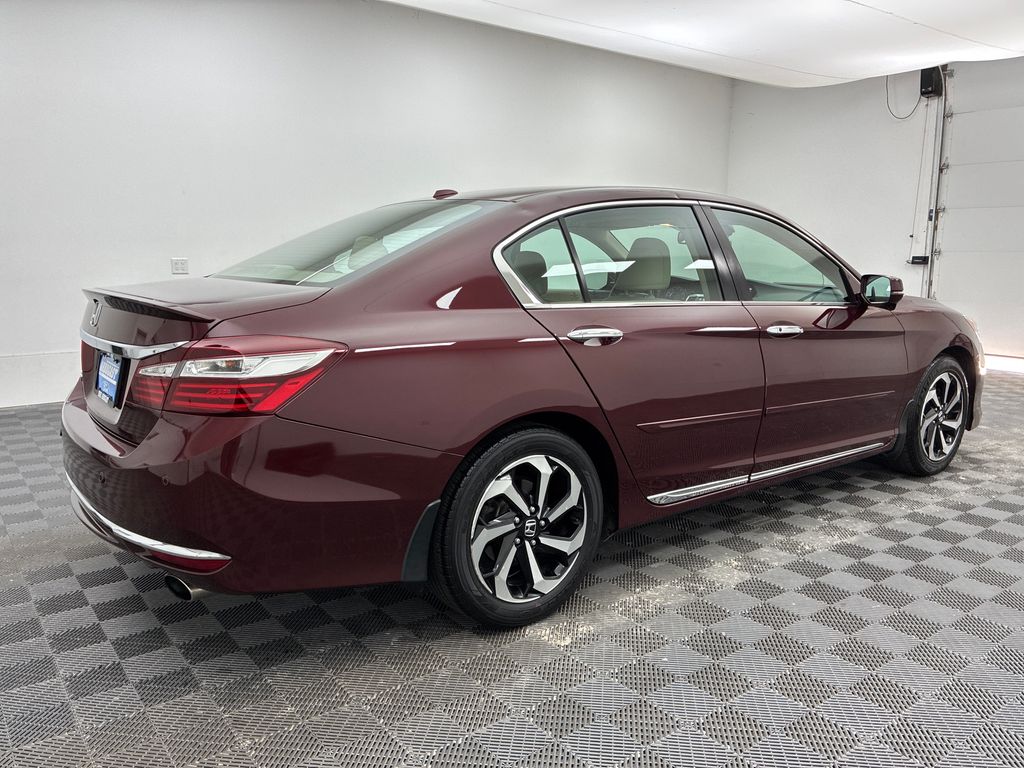 2017 Honda Accord EX-L photo 7