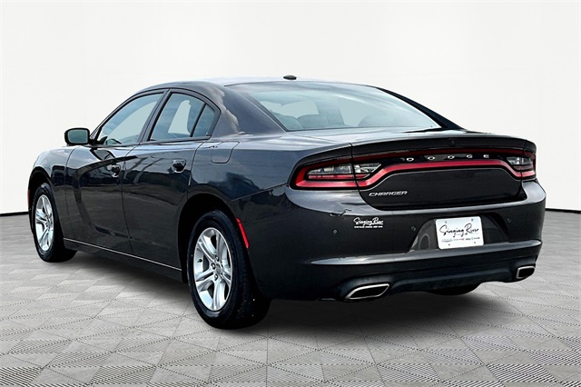 2021 Dodge Charger SXT photo 4