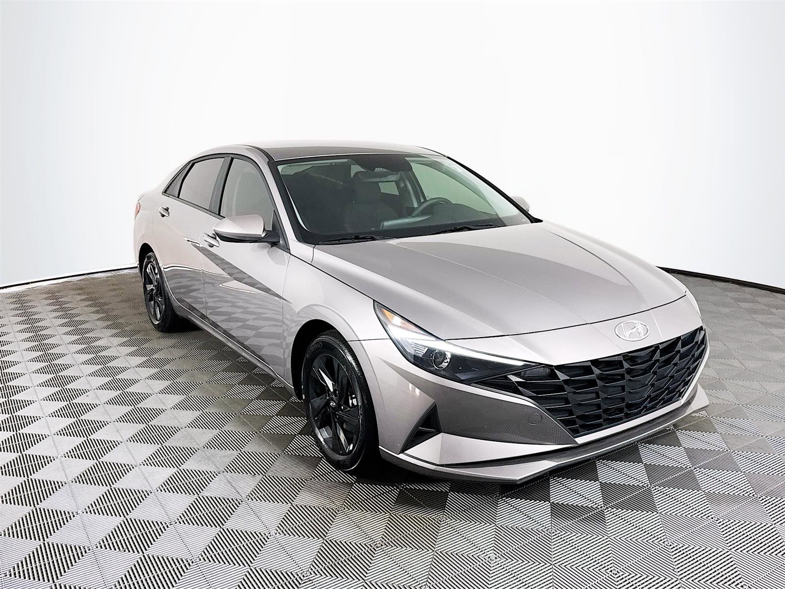 2023 Hyundai Elantra Hybrid Blue photo 2