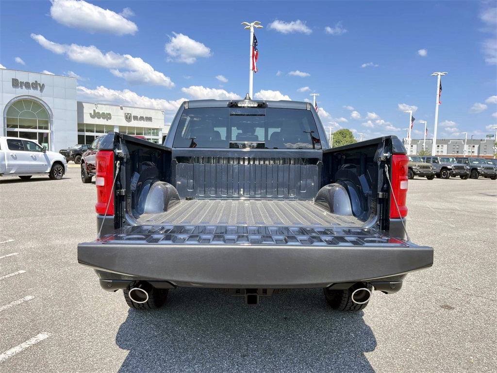 2026 Ram 1500 Laramie photo 7