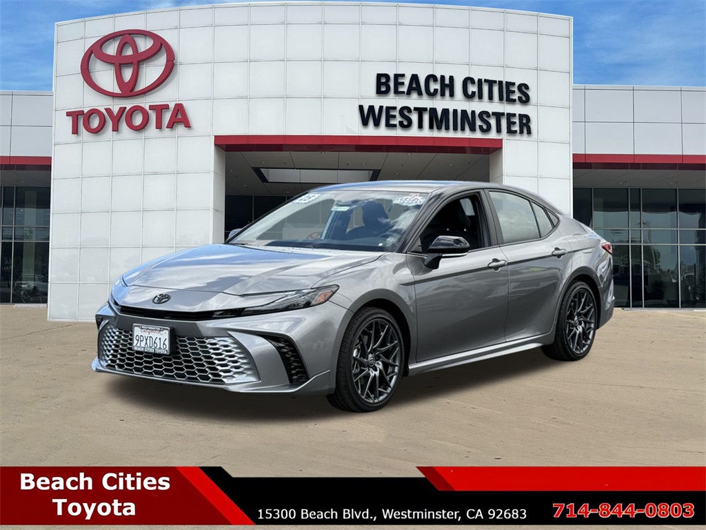 2025 Toyota Camry XSE photo 3