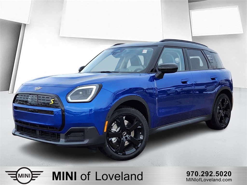 2025 MINI Countryman SE's photo