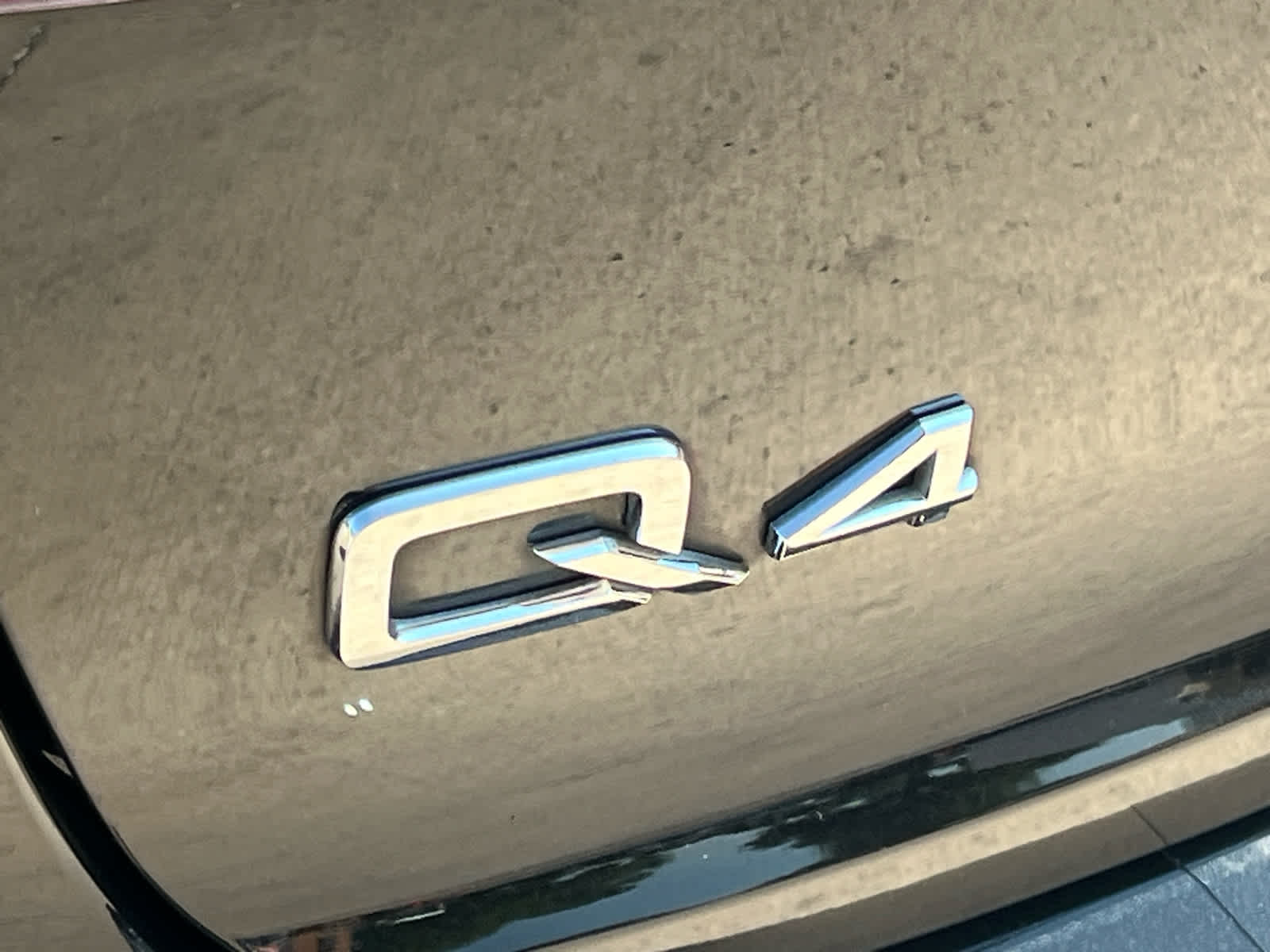 2023 Audi Q4 40 E-tron Premium Plus photo 9