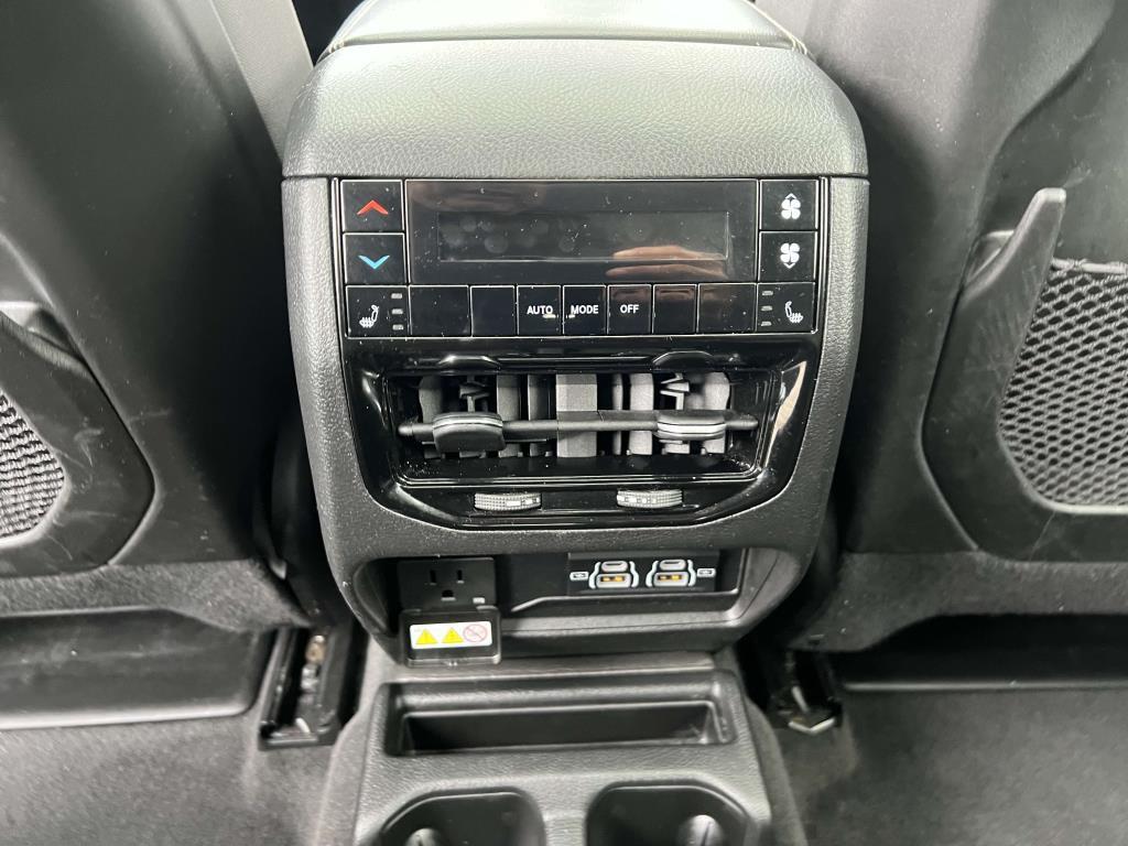 2021 Jeep Grand Cherokee Limited photo 10
