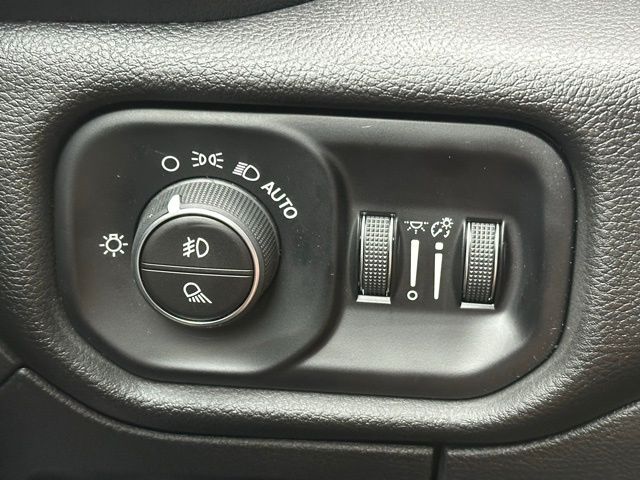 2026 Ram 1500 Rebel photo 18