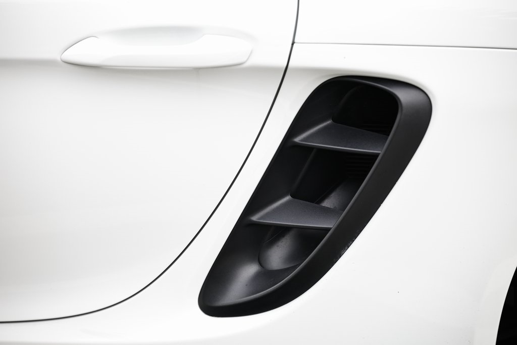 2024 Porsche Boxster Base photo 14