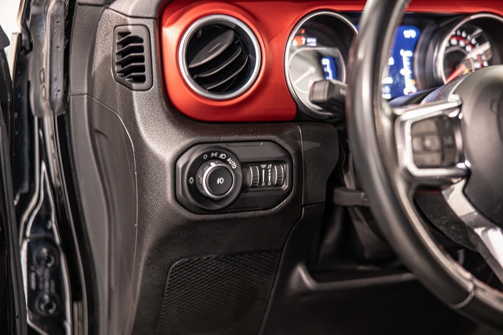 2021 JEEP WRANGLER - Image 18