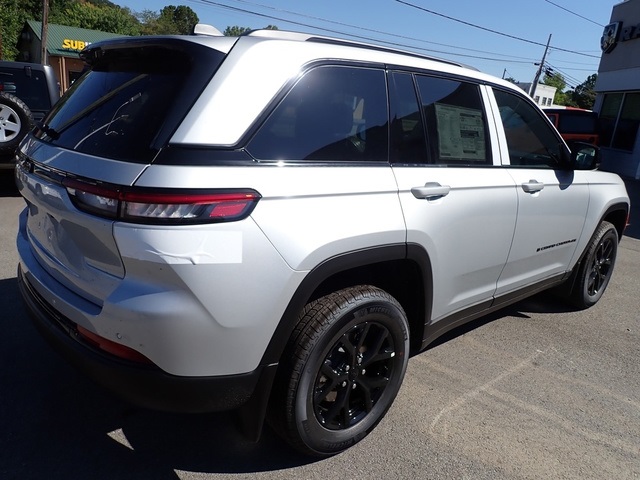 2025 Jeep Grand Cherokee Altitude X photo 5
