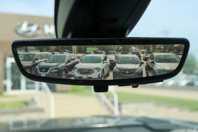 Used 2023 Black Chevrolet High Country image 34