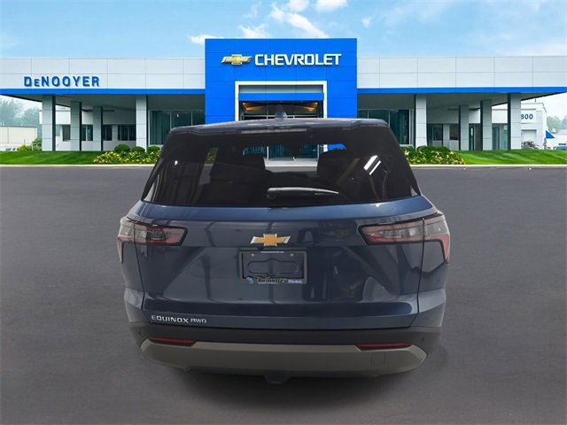 2026 Chevrolet Equinox photo 6