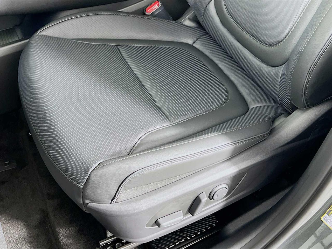 2025 Hyundai Tucson Hybrid Limited photo 14