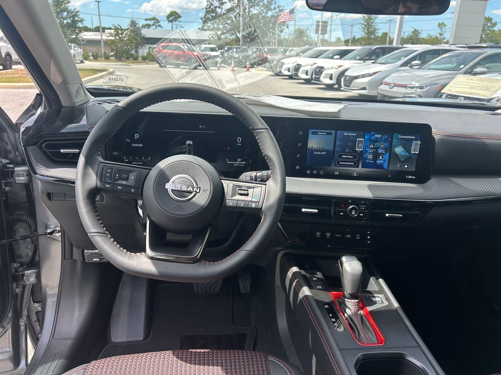 2026 Nissan Kicks SR photo 22