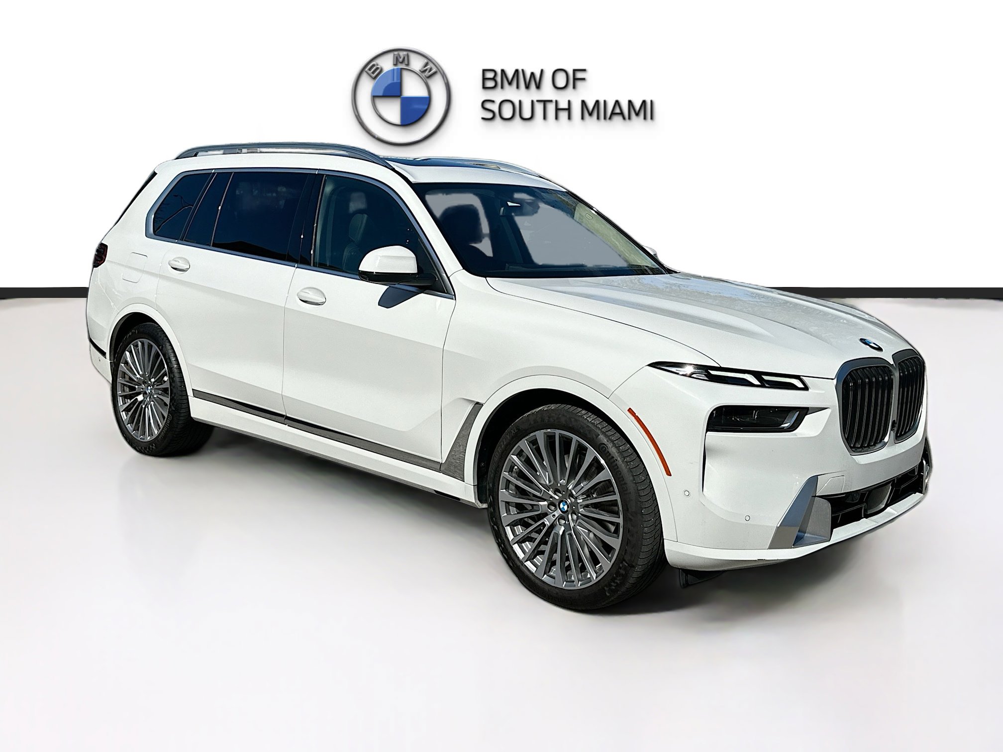 2024 BMW X7 40i's photo