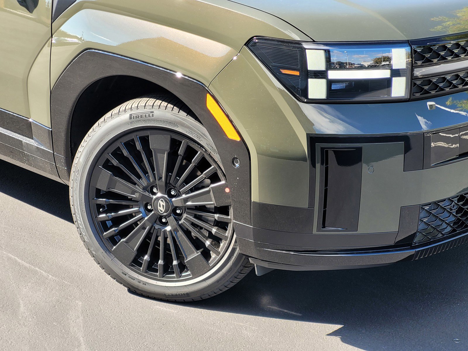 2026 Hyundai Santa Fe Calligraphy photo 2