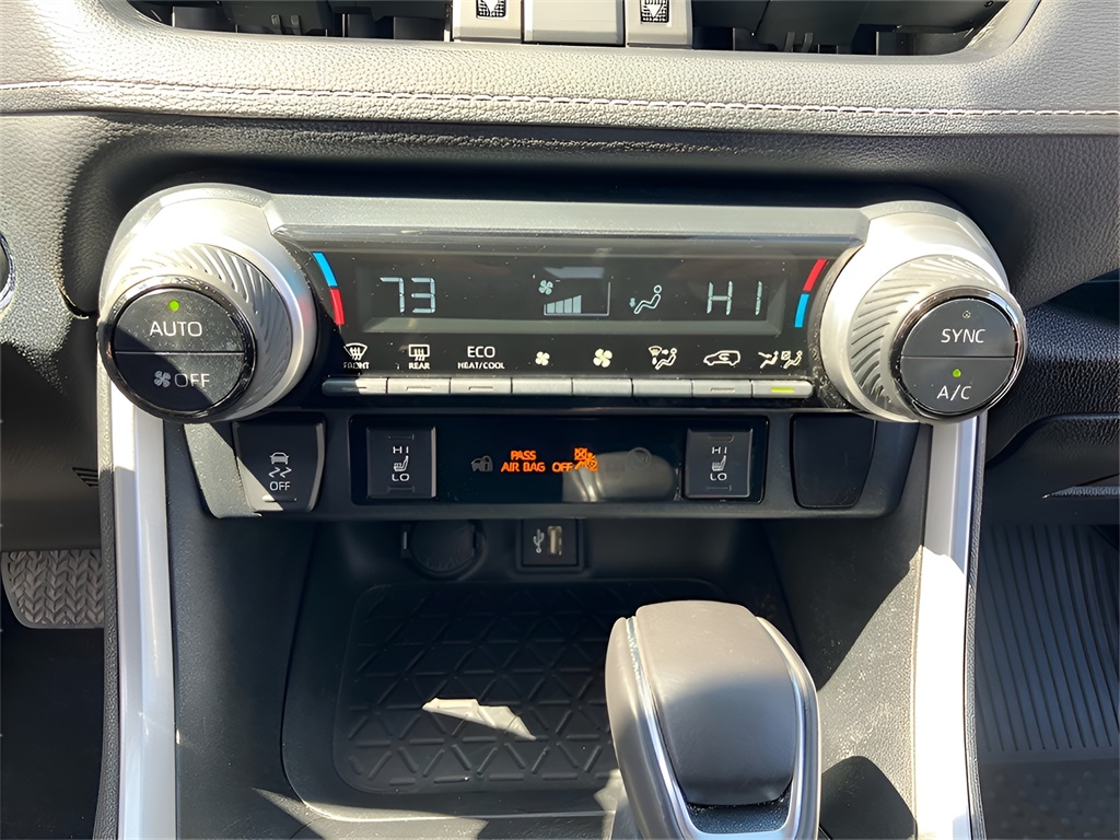 2023 Toyota RAV4 Hybrid XLE Premium photo 20