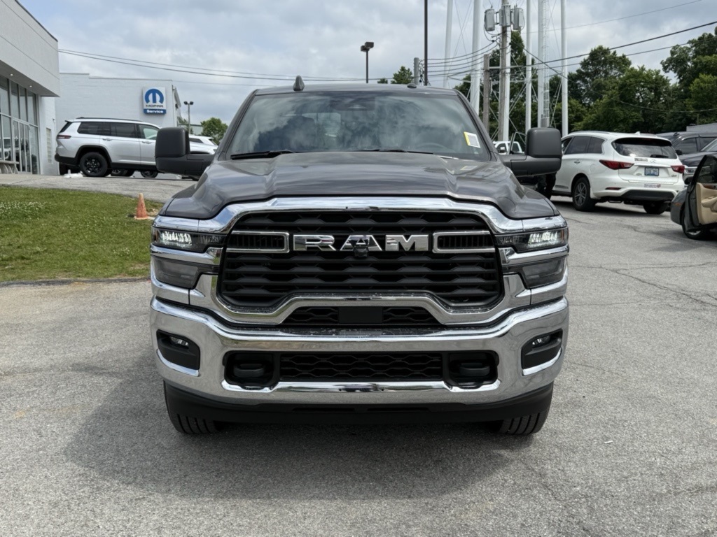 2025 Ram 2500 Tradesman photo 3