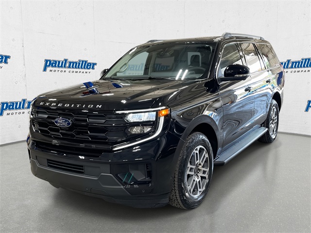 2025 Ford Expedition Active's photo