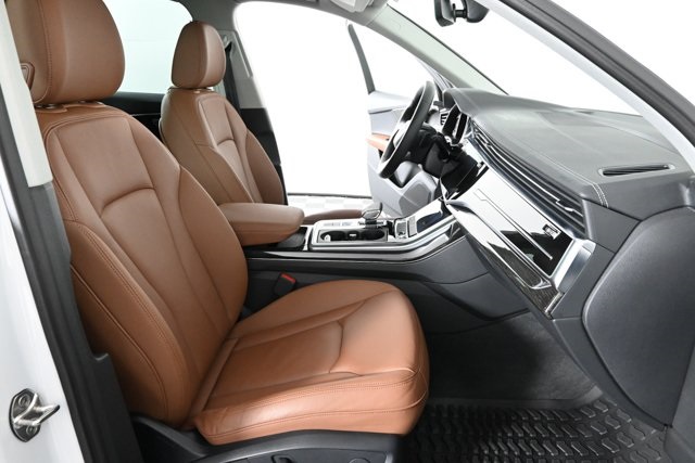 2024 Audi Q7 45 Premium photo 12