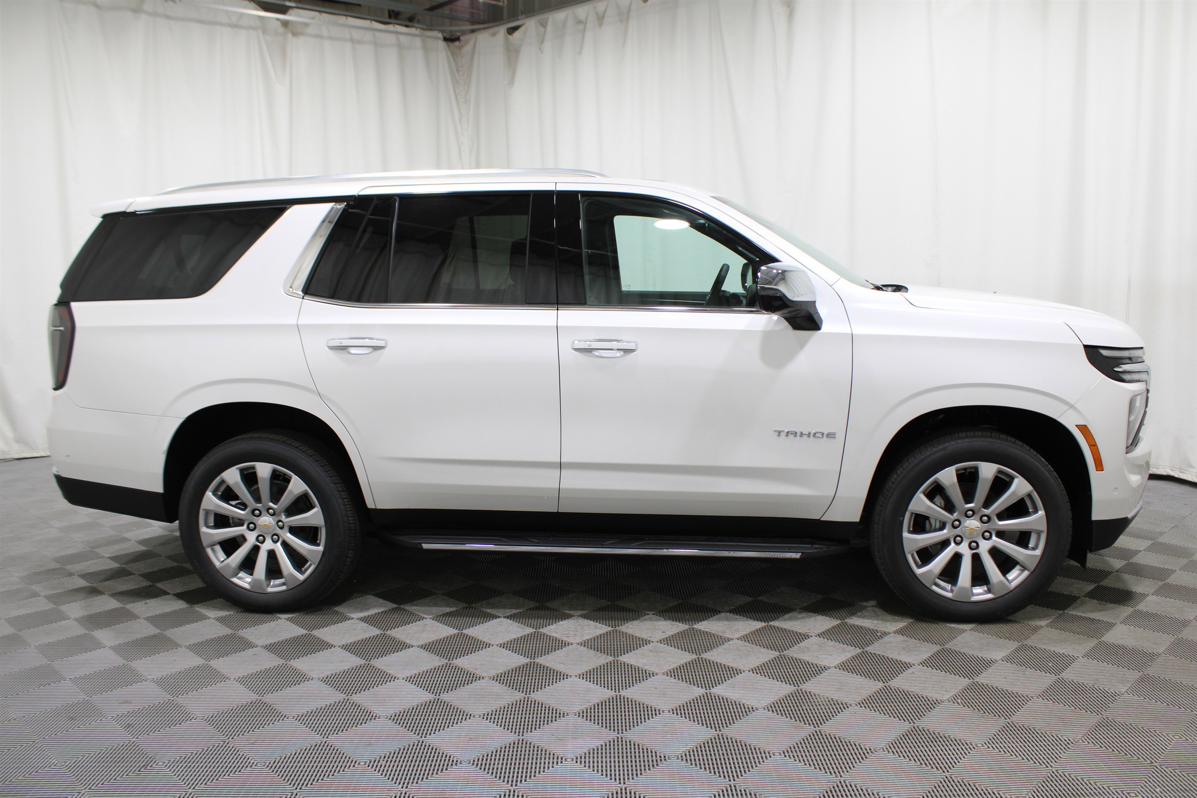 2025 Chevrolet Tahoe Premier photo 18