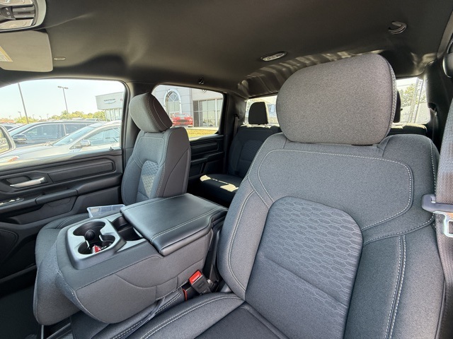 2025 Ram 1500 Tradesman photo 12