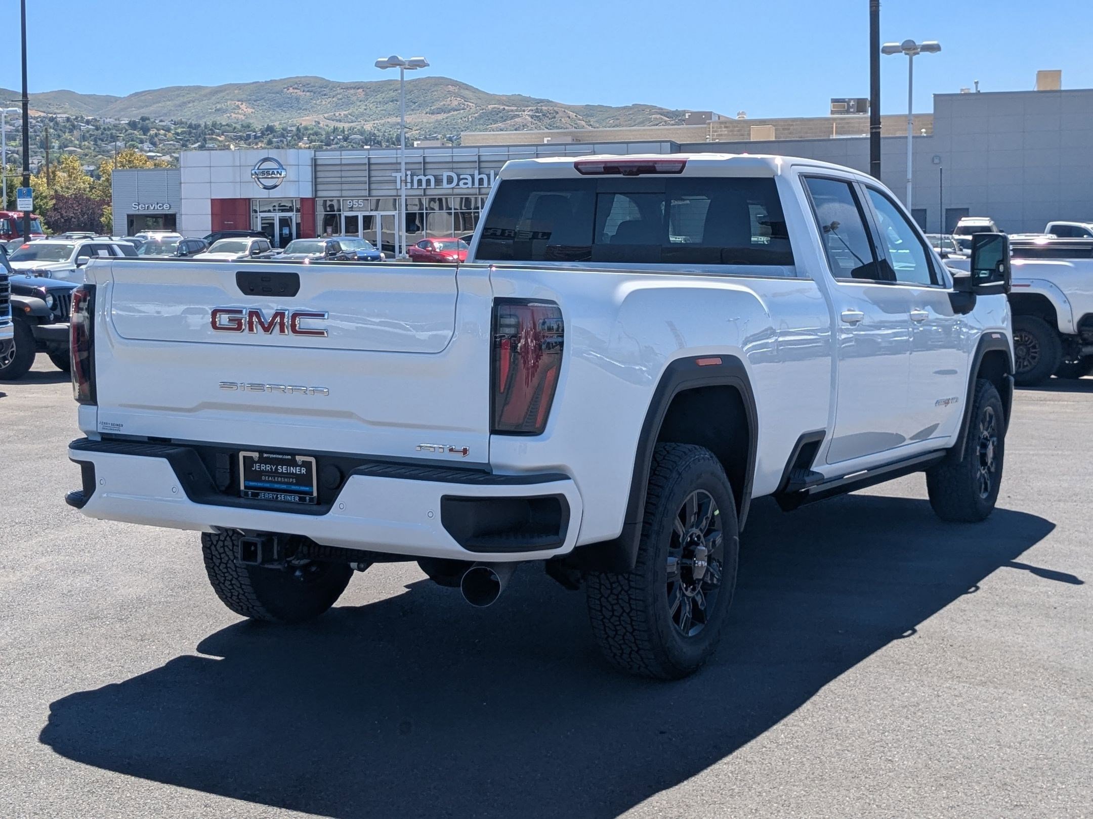2025 Gmc Sierra 3500 HD AT4 photo 4