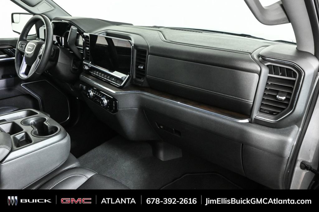 2025 Gmc Sierra SLT photo 18