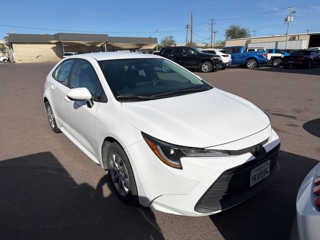 Used 2024 Toyota Corolla LE with VIN 5YFB4MDEXRP125763 for sale in Northfield, Minnesota