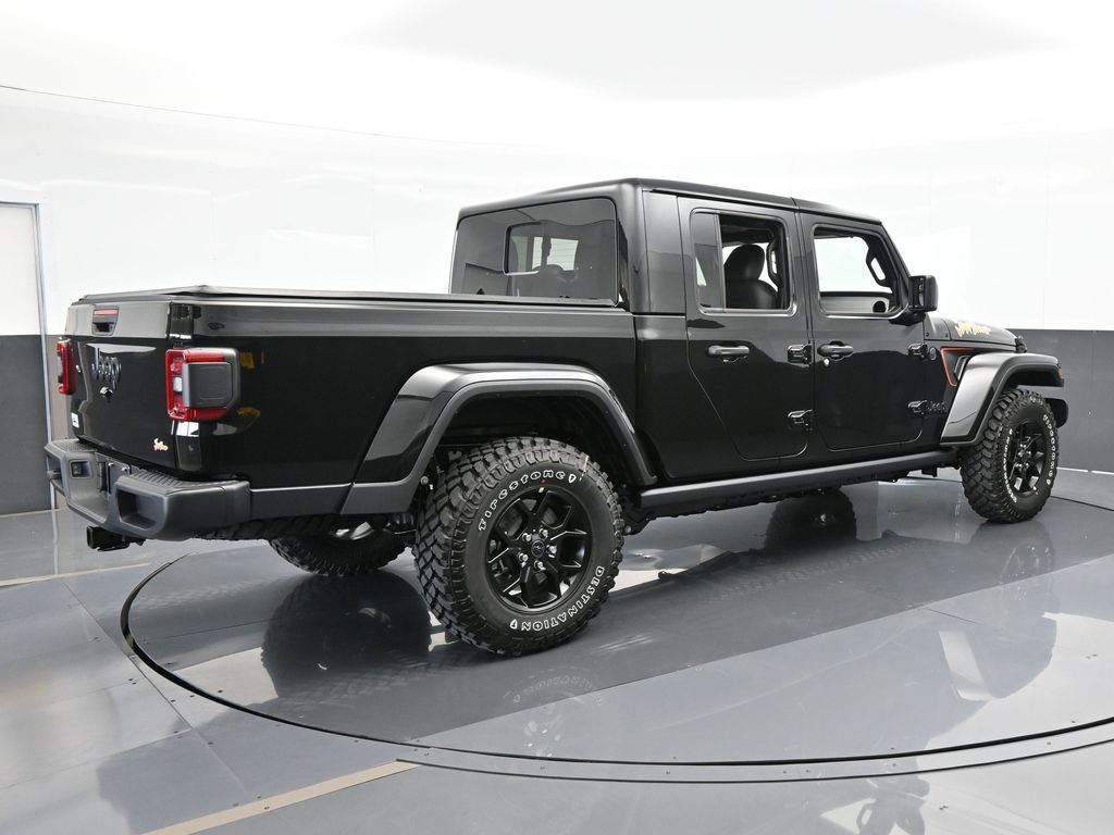 2024 Jeep Gladiator photo 4