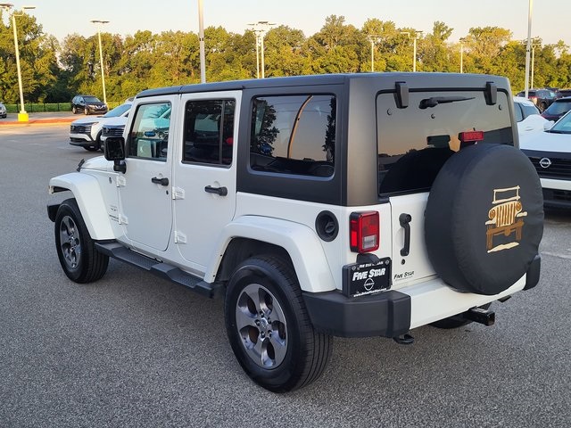 2016 Jeep Wrangler Unlimited Sahara photo 4