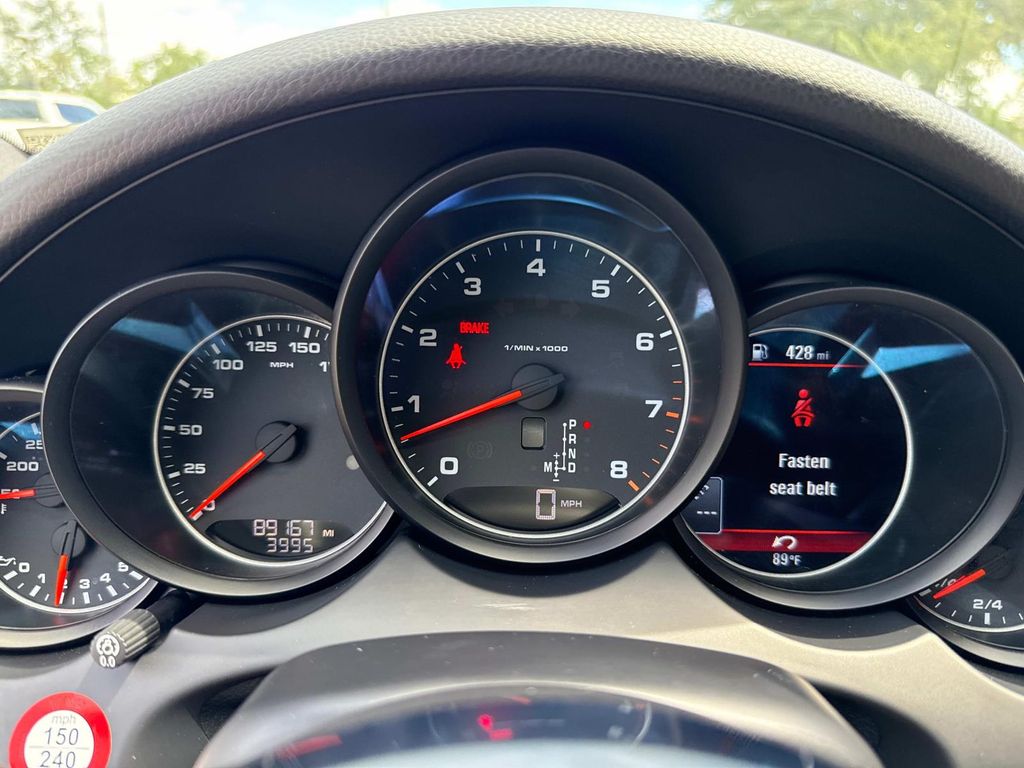 2016 Porsche Cayenne Base photo 33