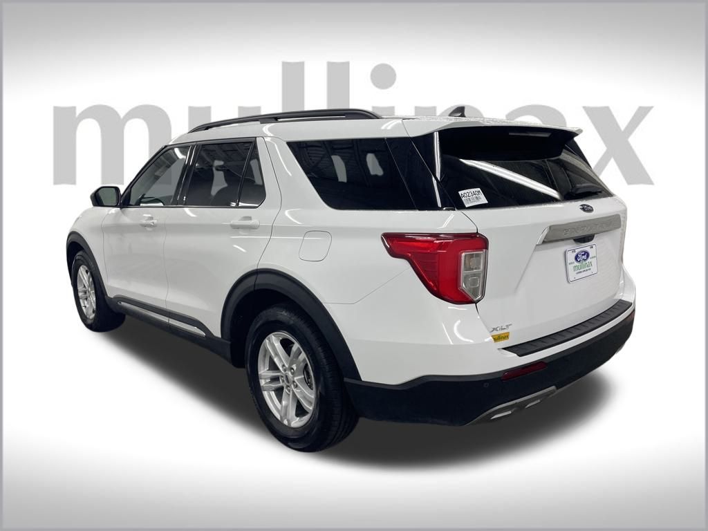 2024 Ford Explorer XLT photo 4