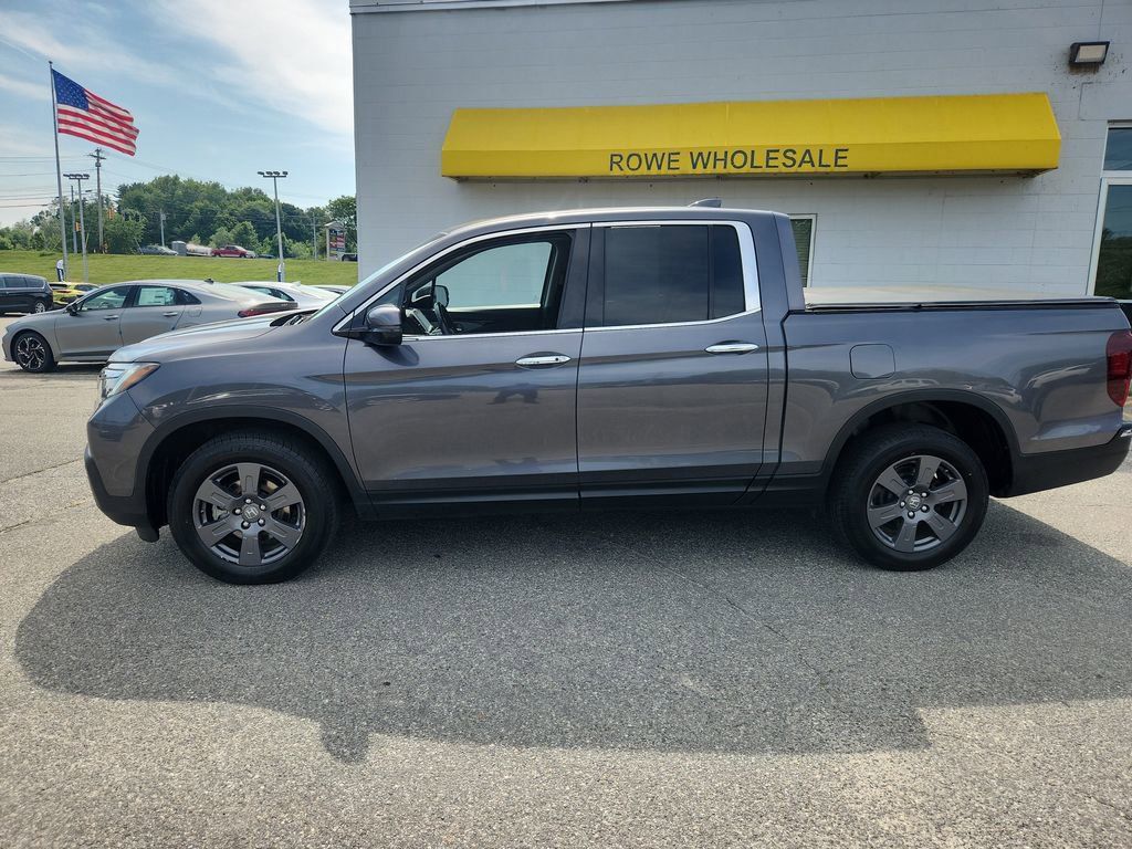 2020 Honda Ridgeline RTL-E photo 3
