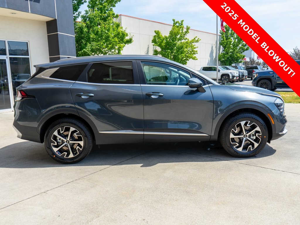 2025 Kia Sportage EX photo 8